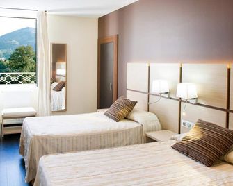 Hôtel La Source - Lourdes - Bedroom