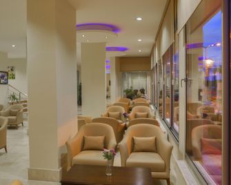 Perla Otel - Dikili - Sala de estar
