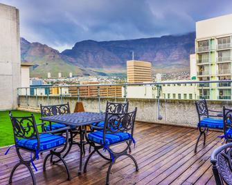 Holiday Inn Express Cape Town City Centre By IHG - קייפ טאון - מרפסת