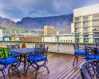 Holiday Inn Express Cape Town City Centre by IHG - קייפ טאון - מרפסת