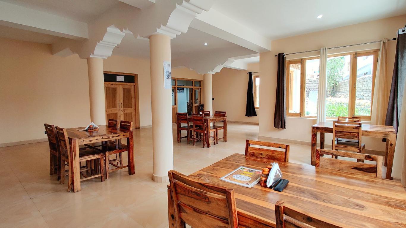 Glacier View Guest House