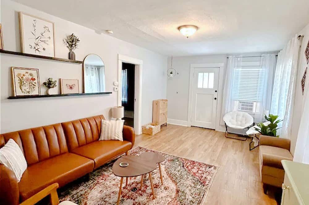Summit Mid-Century Bungalow - La Grande - Sala de estar