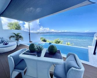 Epic Suites Bohol Adults Only - פנגלאו - פטיו