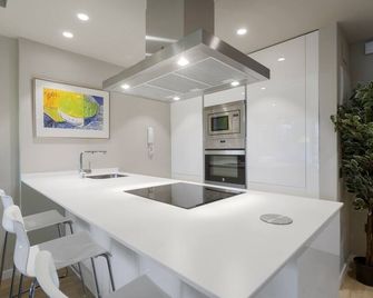 Luxury II - Vive el Lujo con Elegancia y Diseño - Madrid - Kitchen