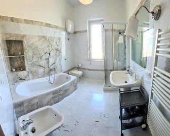 Diamante House 763 - Atina - Baño