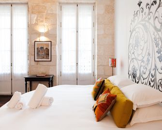 Une Chambre Chez Dupont - בורדו - חדר שינה