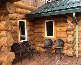 King's Deer Lodge in Denali - Denali Park - Patio