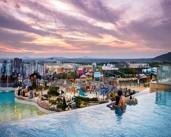 Shinhwa Jeju Shinhwa World Hotel & Resorts - Seogwipo - Havuz