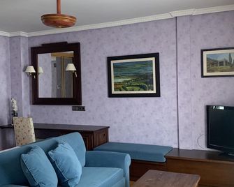 Hospederia La Cañada - Moralzarzal - Living room