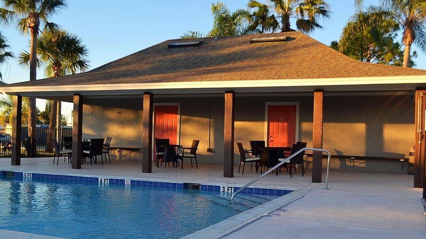 The Palmer Inn & Tennis Club