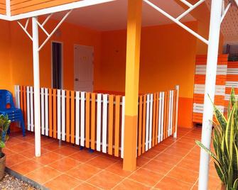 Go Green Resort - Chumphon - Balcón
