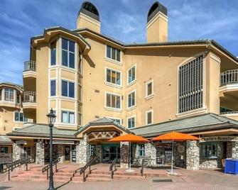 413 | Luxurious Beaver Creek, Ski in/out + Ski Valet, 4 Season Pool & Spa. - Beaver Creek - Building