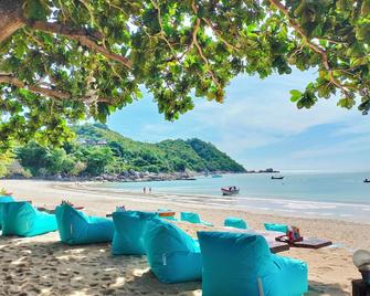 Phuwadee Resort - Ko Pha Ngan - Playa