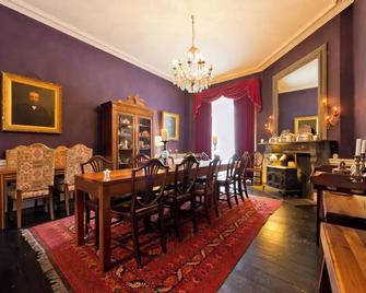 Fabulous Norman Castle with WiFi in Meath. - Navan - Restaurant