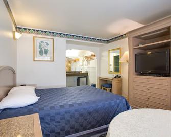 Best Whittier Inn - Whittier - Habitación