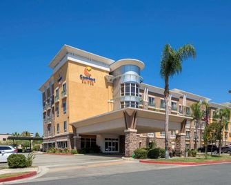Comfort Suites Ontario Airport Convention Center - Ontario - Budynek