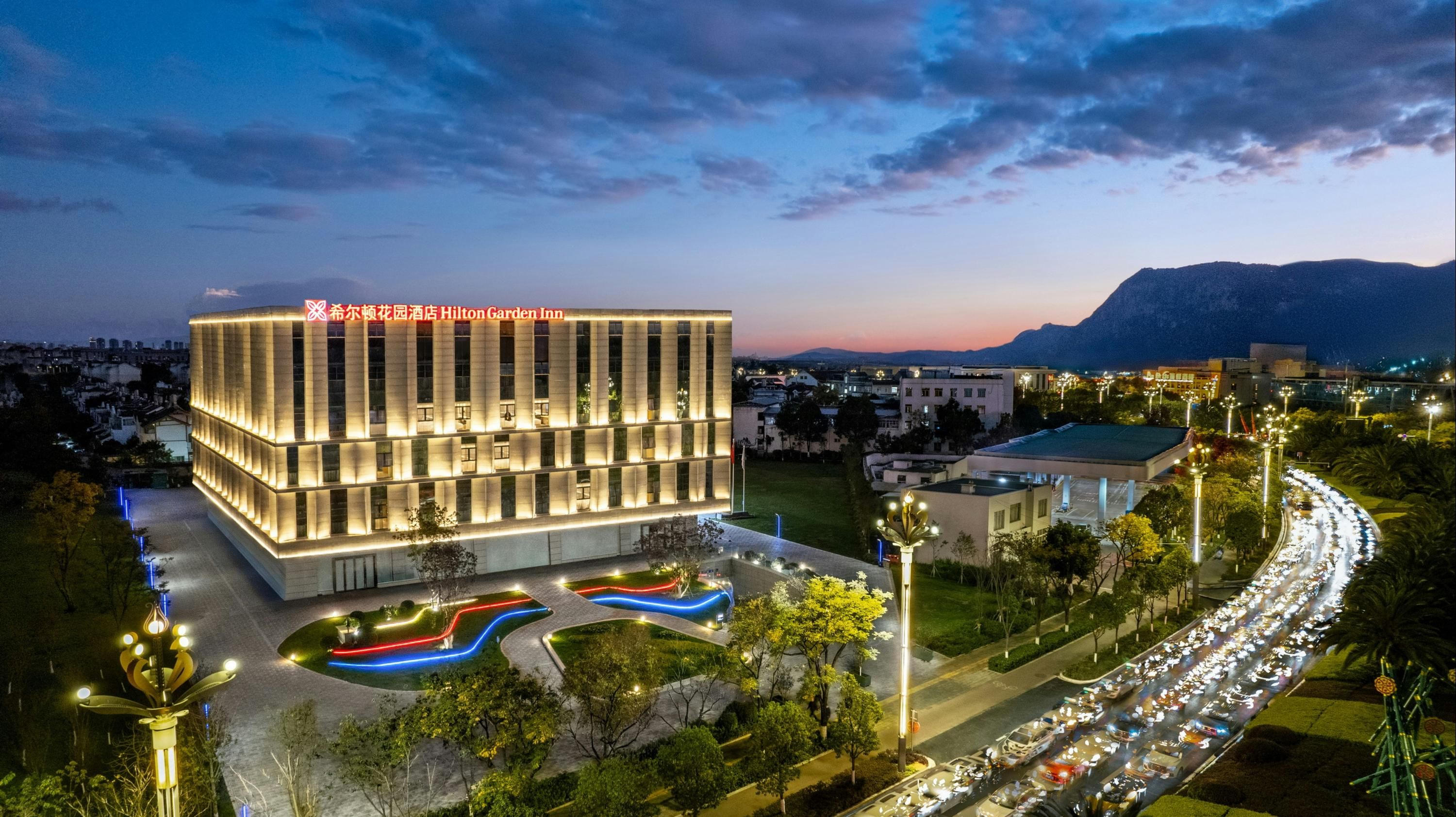Hilton Garden Inn Kunming Dianchi thumbnail 2
