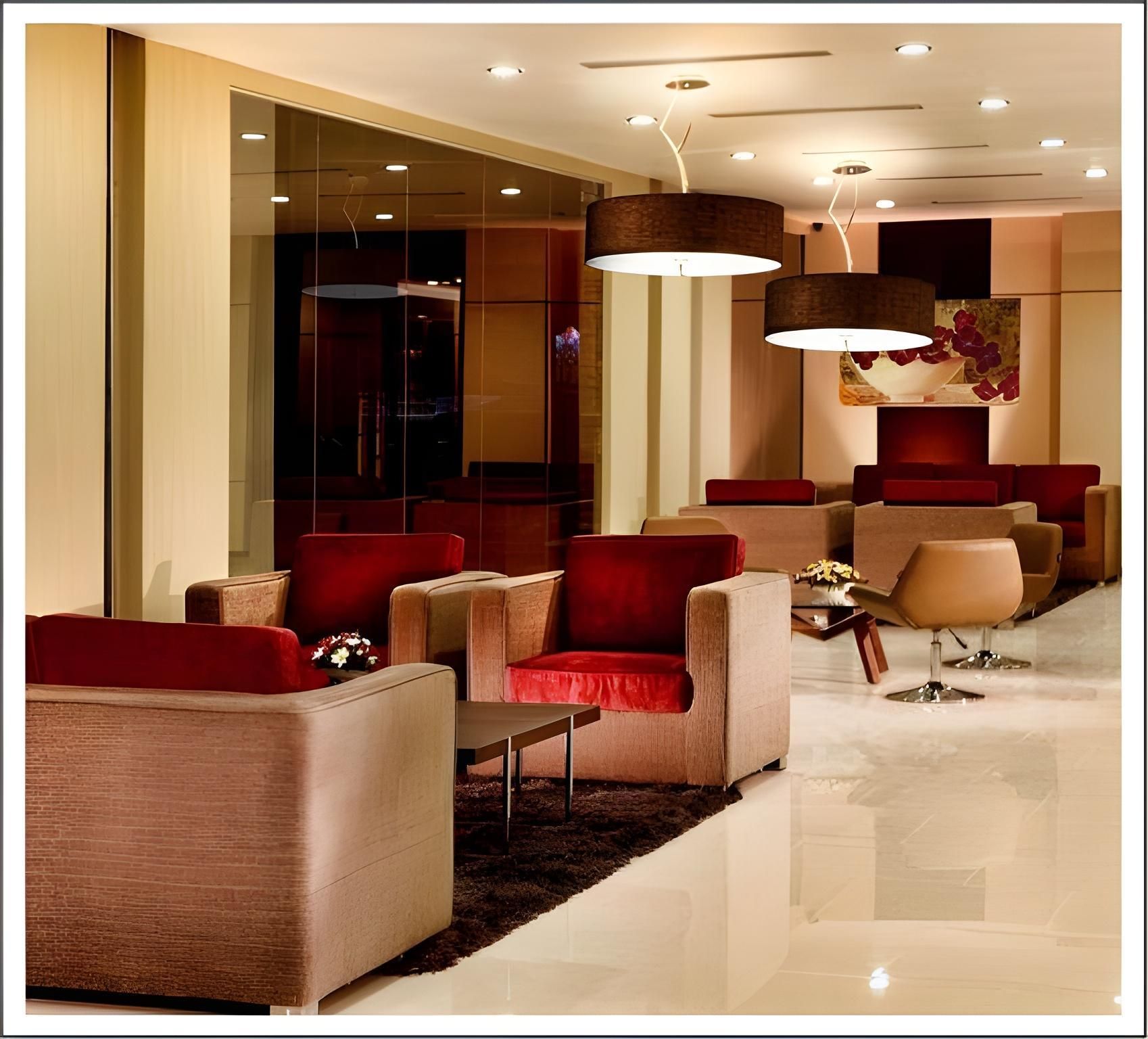 Orchardz Hotel Ayani