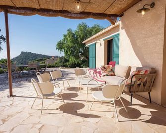 180° sea view villa, renovated in 2024, a little paradise in Rayol Canadel - Rayol-Canadel-sur-Mer - Innenhof