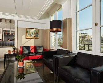 Hotel De La Jatte - Neuilly-sur-Seine - Hol