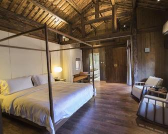 Tsingpu Fujian Tulou Retreat - Zhangzhou - Bedroom