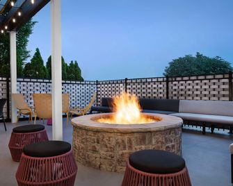 Home2 Suites by Hilton Clarksville/Ft. Campbell - קלרקסוויל - בניין