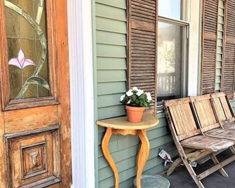 Charming Park Slope 2BR, 15 Minutes to Manhattan! - Brooklyn