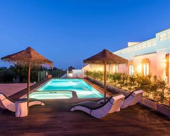 Conversas DE Alpendre - Vila Real de Santo António - Piscina