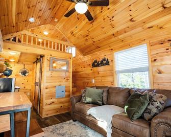 Sojourn Resorts - Sevierville - Wohnzimmer