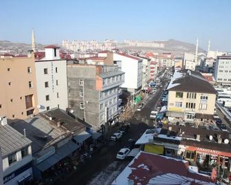 Kars Center Hotel - Kars - Außenansicht
