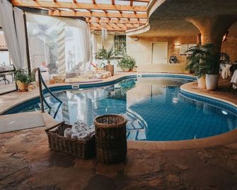 Cnaan Village Boutique Hotel & Spa - Had Nes - Piscina