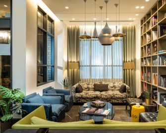 Hotel Indigo Tel Aviv - Diamond District By IHG - Ramat Gan - Area lounge
