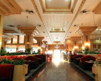 13 Coins Ngam Wongwan - Mueang Nonthaburi - Lobby