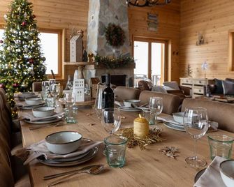 Amazing chalet in the Swiss Mountains - completely renovated - Vex - Restaurant