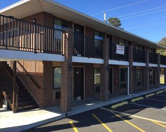 Brick Motor Inn - Brick - Edificio