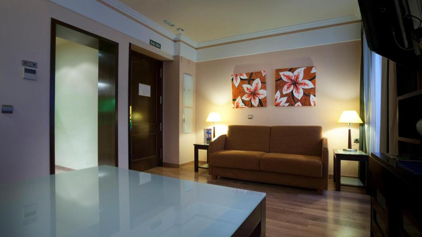 Suites Gran Via 44