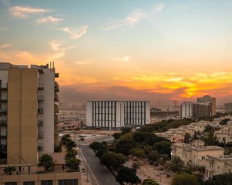 Resivation Hotel - Dubai - Outdoor view