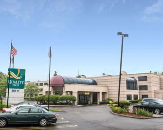 Quality Inn Southfield - Southfield - Bygning