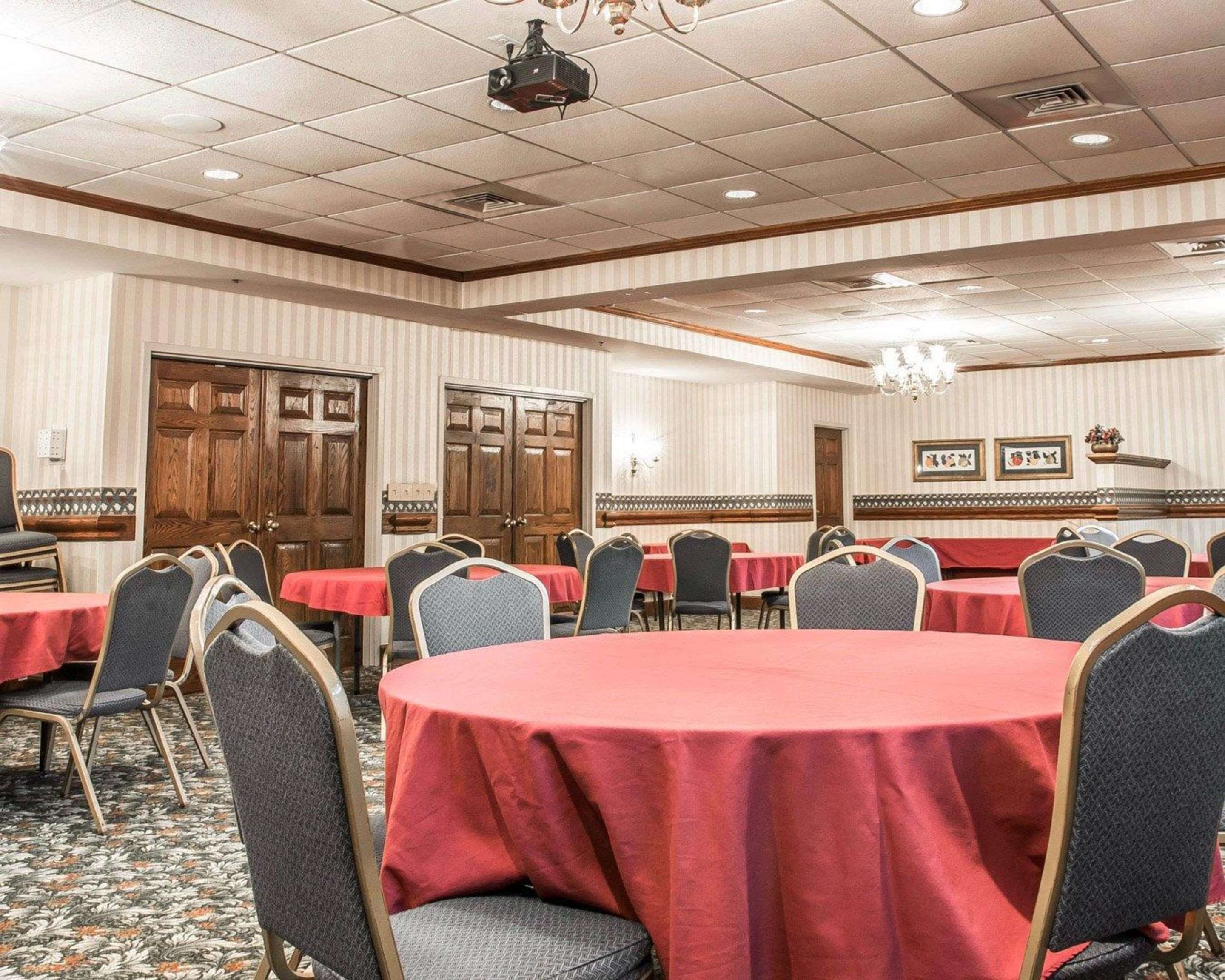 Quality Inn Southfield 63 9 2 Southfield Hotel Deals