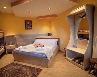 Villa Zoe - Suite con Sauna - Padergnone - Habitación