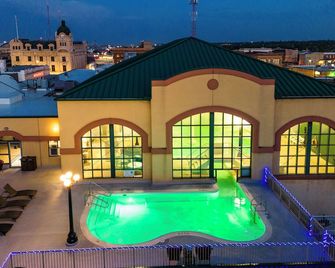 Temple Gardens Hotel & Spa - Moose Jaw