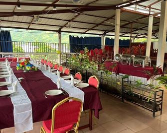 Hôtel le Papillon - Anjouan - Restaurante