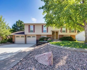 Hillside Place with Mountain Views about 8 Mi to Dtwn! - Colorado Springs - Bâtiment