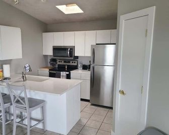 Bayview Condo #4, Ogallala Beach - Ogallala - Küche