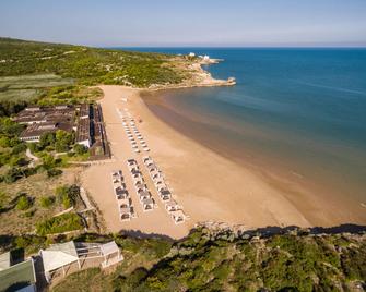 Valtur Baia del Gusmay Beach Resort - Peschici - Plage
