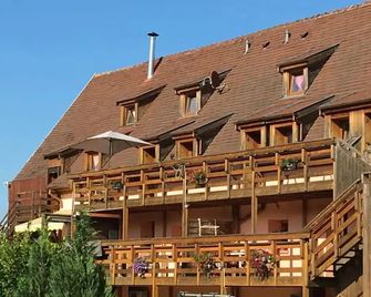 Gites Au Domaine Greiner - Mittelwihr - Gebäude