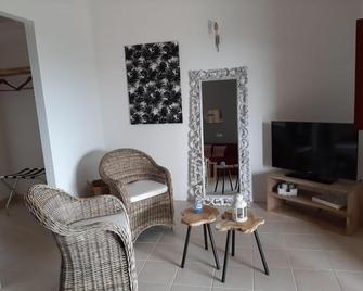 Casagliana Suite Resort - Olbia - Living room