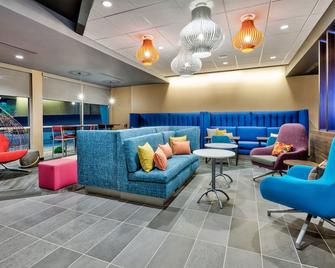 Tru by Hilton Comstock Park Grand Rapids - Comstock Park