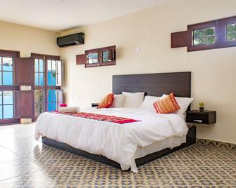 Hotel Maculís - Campeche - Schlafzimmer