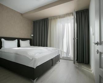 Apartment near Lulius - Cluj Napoca - Bedroom